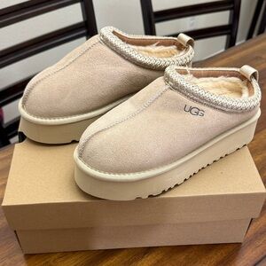UGG Tan Suede Platform Slippers